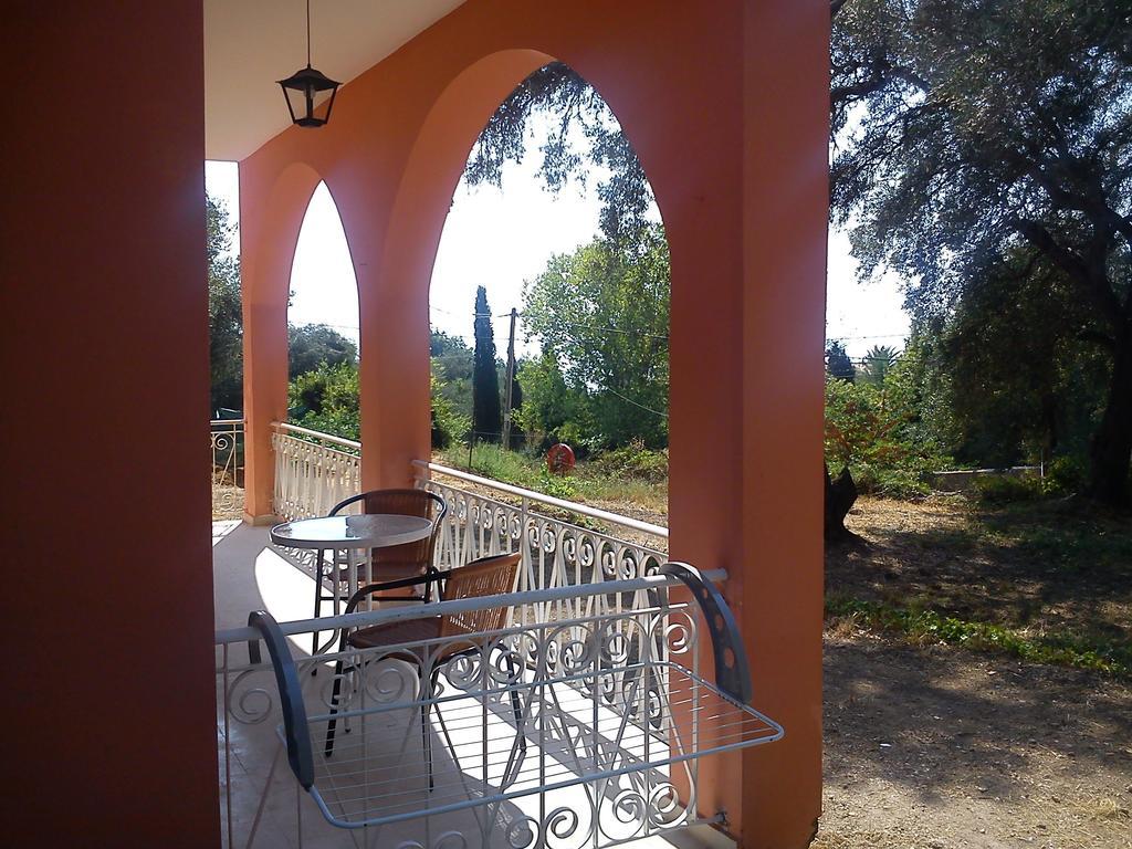 Elaia Resorts Perama (Corfu) Quarto foto